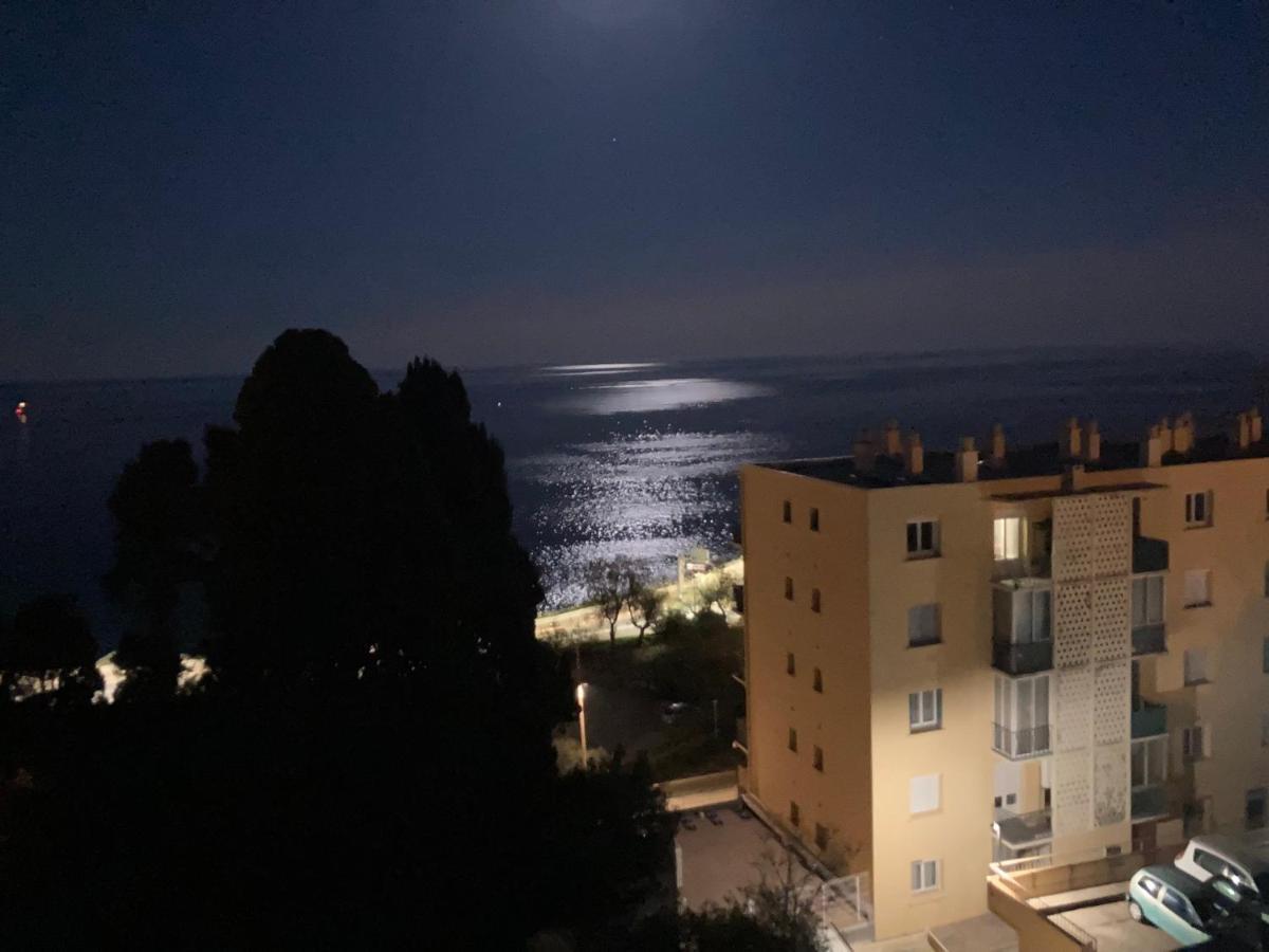בסטיה Location Chambre Avec Salle De Bain Et Partie Commune Sea View & Mountain View Renting 1 Of 3 Bedrooms With Shared Common Space 3 Bdrm Apt Not 1 Bdrm Plus Clime Ou Ac מראה חיצוני תמונה