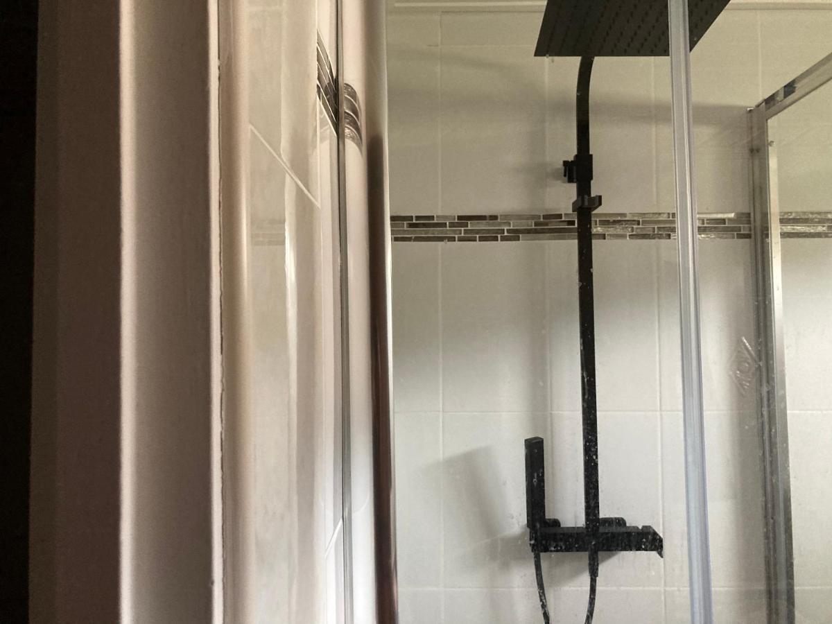 בסטיה Location Chambre Avec Salle De Bain Et Partie Commune Sea View & Mountain View Renting 1 Of 3 Bedrooms With Shared Common Space 3 Bdrm Apt Not 1 Bdrm Plus Clime Ou Ac מראה חיצוני תמונה