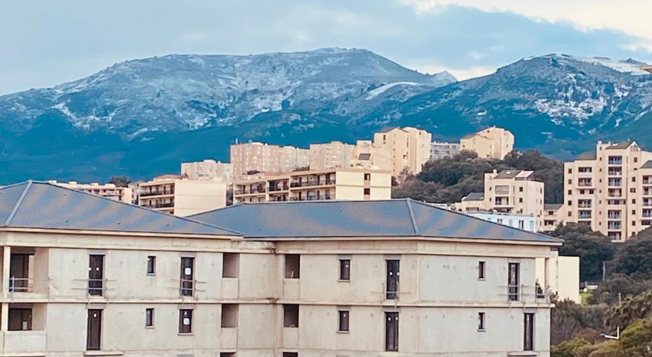 בסטיה Location Chambre Avec Salle De Bain Et Partie Commune Sea View & Mountain View Renting 1 Of 3 Bedrooms With Shared Common Space 3 Bdrm Apt Not 1 Bdrm Plus Clime Ou Ac מראה חיצוני תמונה