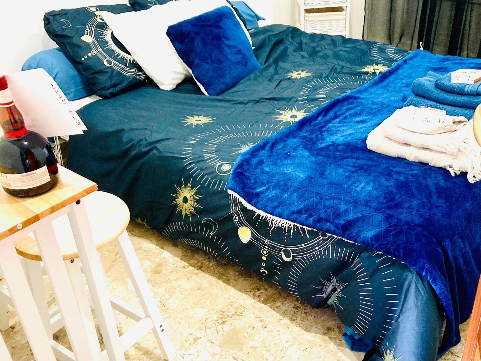 בסטיה Location Chambre Avec Salle De Bain Et Partie Commune Sea View & Mountain View Renting 1 Of 3 Bedrooms With Shared Common Space 3 Bdrm Apt Not 1 Bdrm Plus Clime Ou Ac מראה חיצוני תמונה